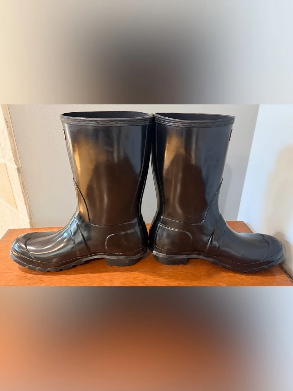 Hunter Black Gloss Rain Boots with Red Logo